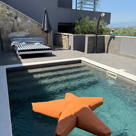House S Zagrad
